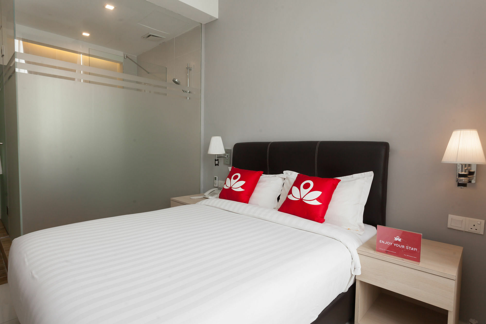 Zen Rooms Sungai Besi Куала-Лумпур Экстерьер фото