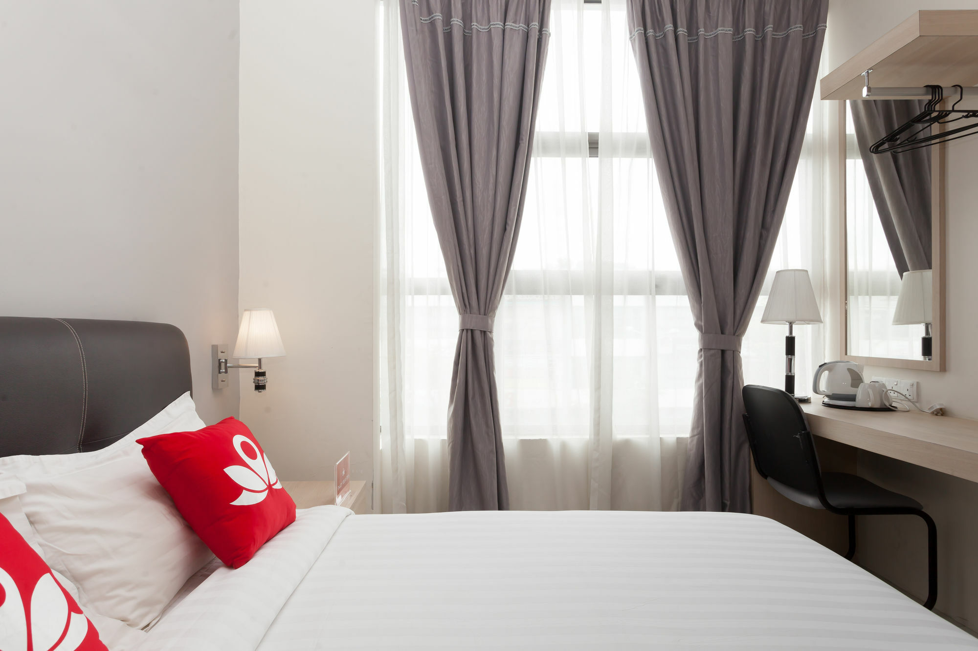 Zen Rooms Sungai Besi Куала-Лумпур Экстерьер фото