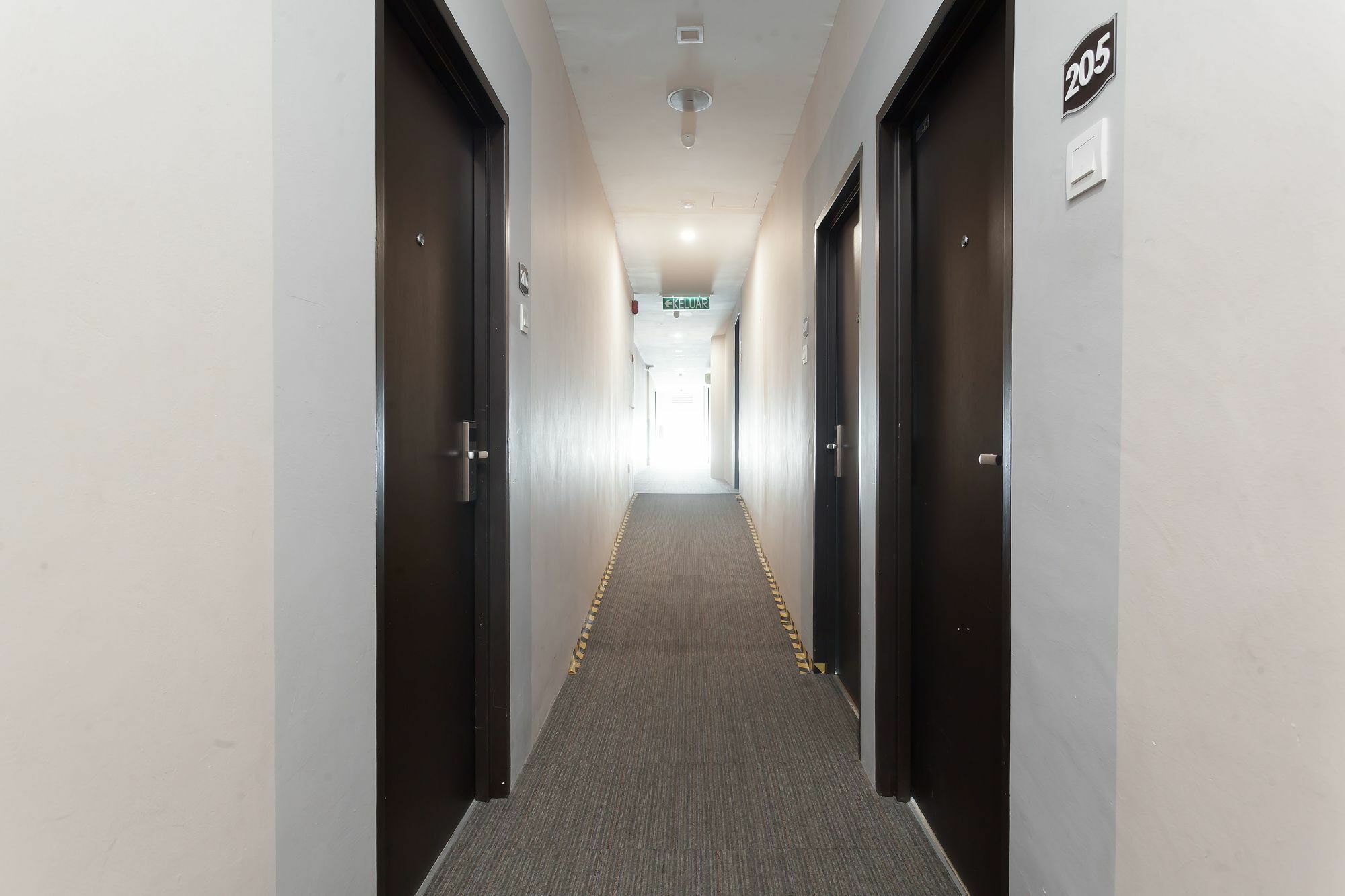 Zen Rooms Sungai Besi Куала-Лумпур Экстерьер фото